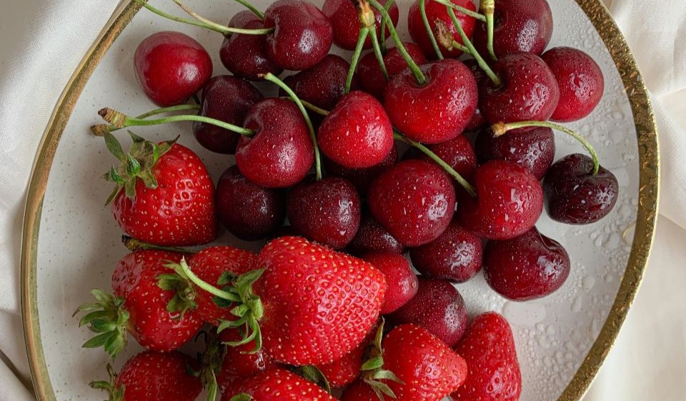 Rote Beeren sind wichtig für eine entzündungshemmende Ernährung